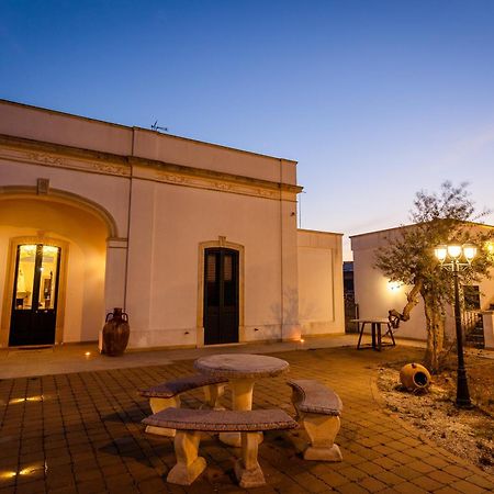 Affittacamere Giardino Delle Zie-Vicino Ospedale Cardinale Panico 特里卡塞 外观 照片