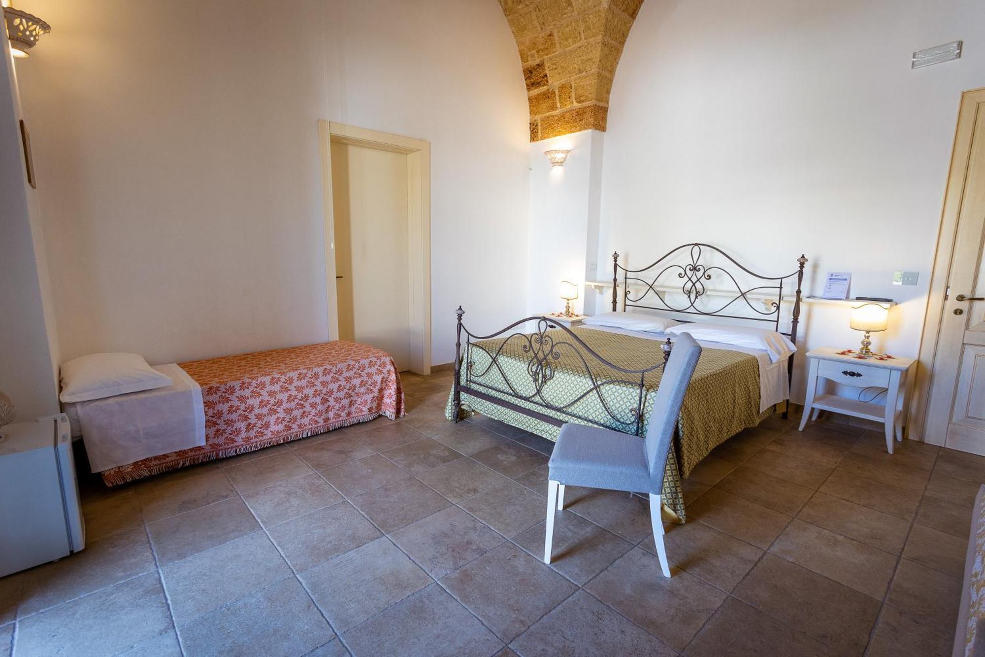 Affittacamere Giardino Delle Zie-Vicino Ospedale Cardinale Panico 特里卡塞 外观 照片
