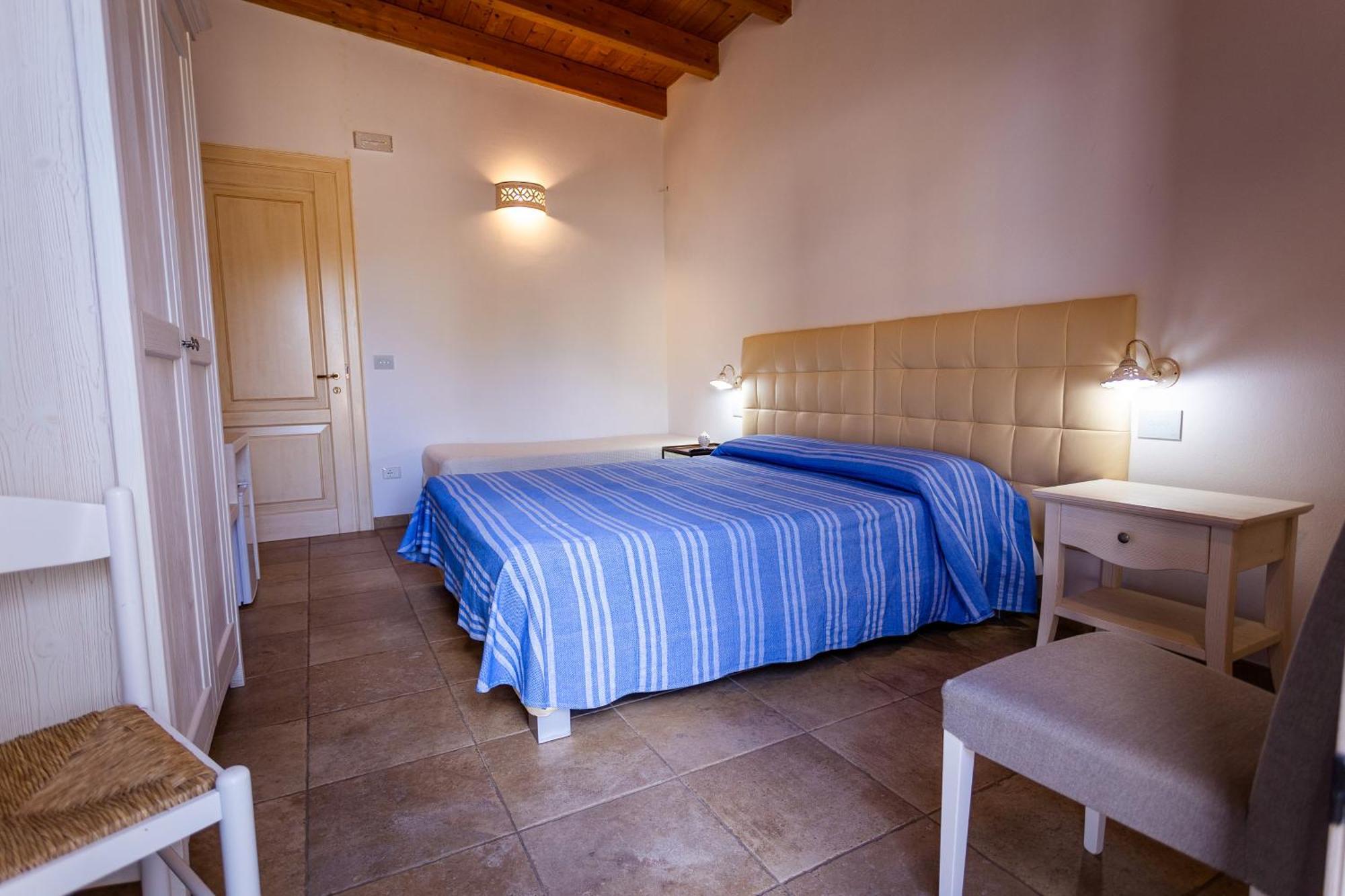 Affittacamere Giardino Delle Zie-Vicino Ospedale Cardinale Panico 特里卡塞 外观 照片